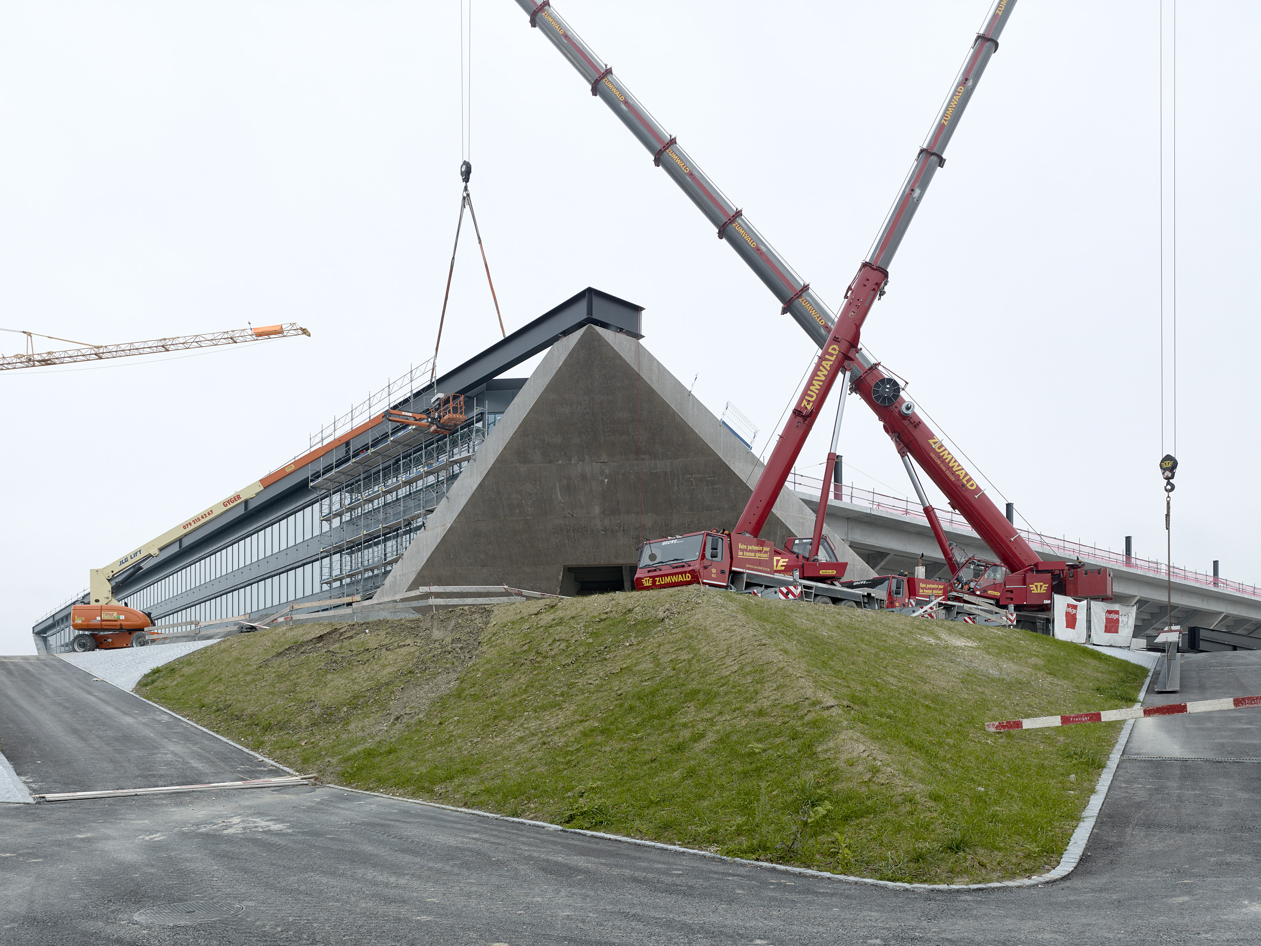 Stade de la Tuilière, Lausanne